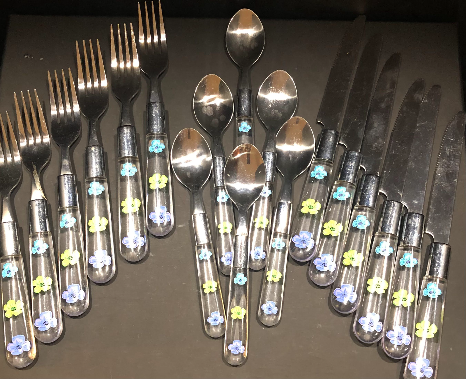 Vintage Retro Lot18 Pieces Flower Clear Plastic Handles Stainless Flatware China Unbranded