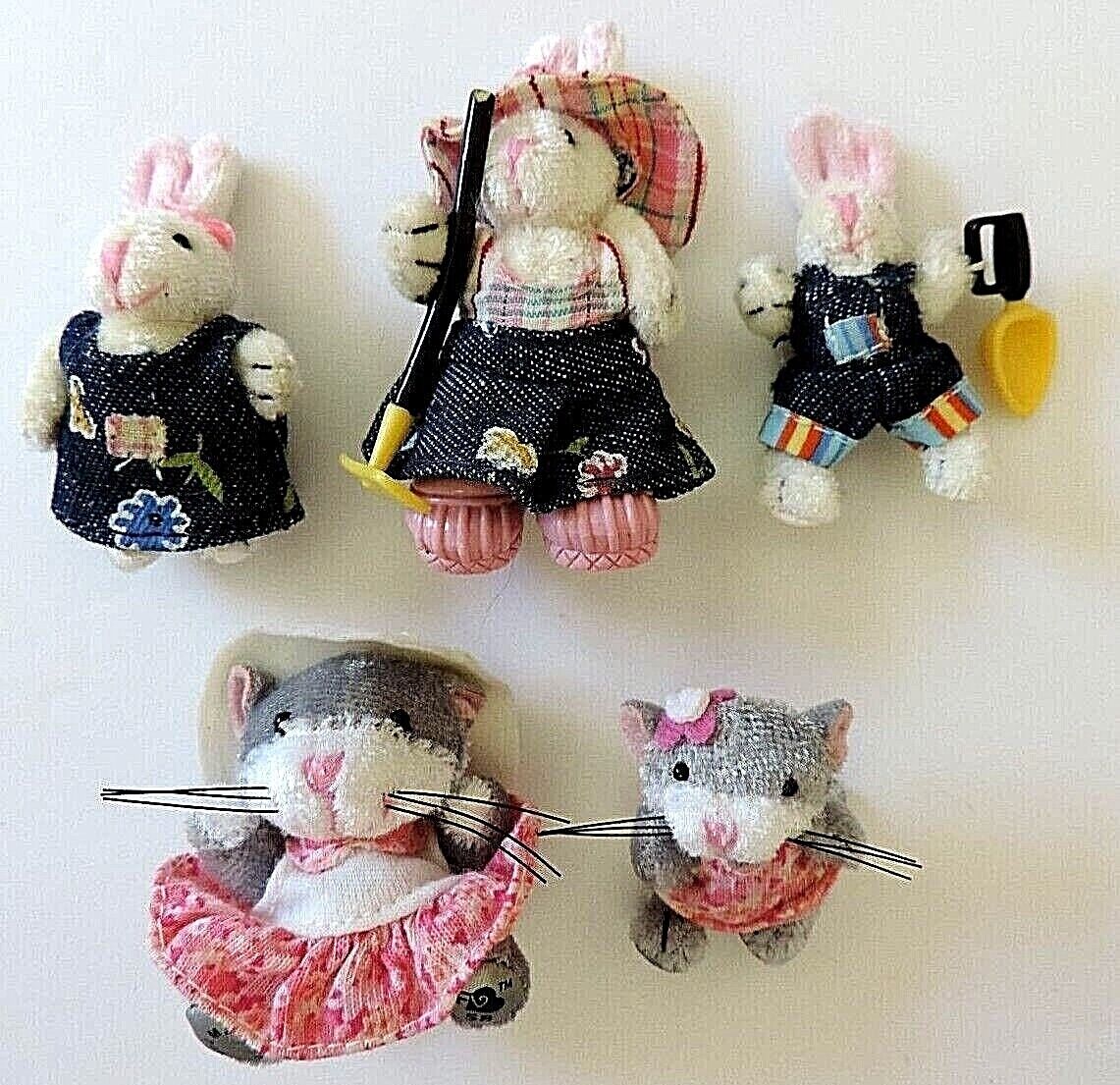 Furryville Rabbit & Mice Families FV15 FV16 FV58 FV60 Dress Farmer Lot 5 Dolls Mattel