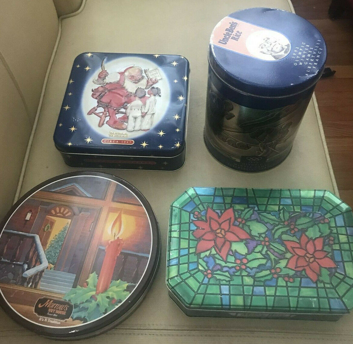 Lot of 4 Assorted Size Christmas Tins Uncle Ben's Milky Way Snickers Morrows Nut Без бренда