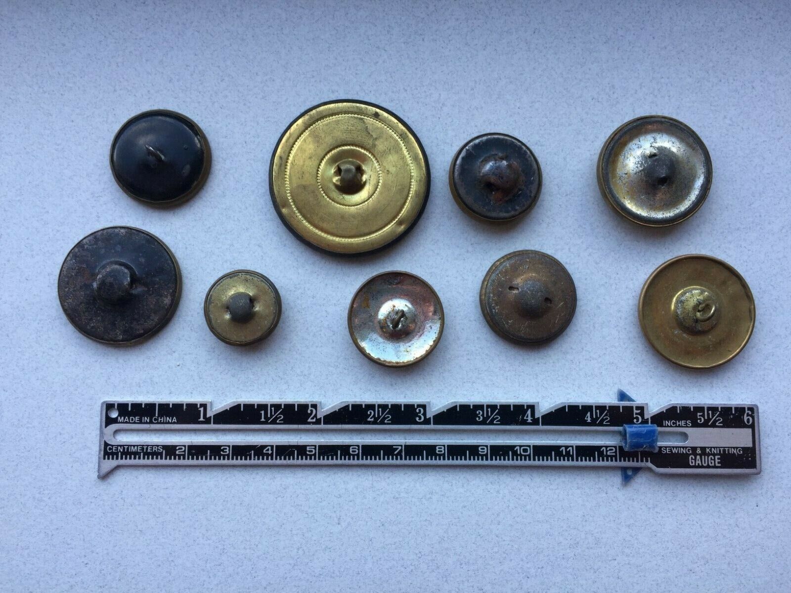 Lot of 9 antique metal buttons picture cut steel tinted deco nouveau Без бренда - фотография #11