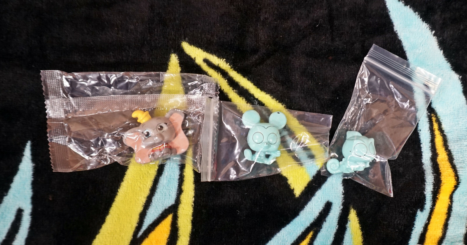 Disney Doorables Series 6 7 (3) Limited Dumbo | Color Reveal Mickey | Pascal Disney Doorables Disney Doorables