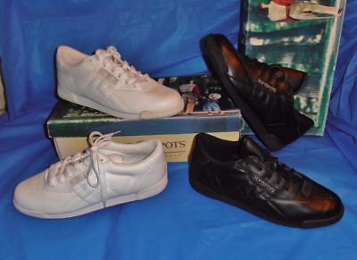 Soft Spots, Women's,   2 Pair of Walking Shoes,   Size 6 M,   New Old Stock 1994 Soft Spots - фотография #9