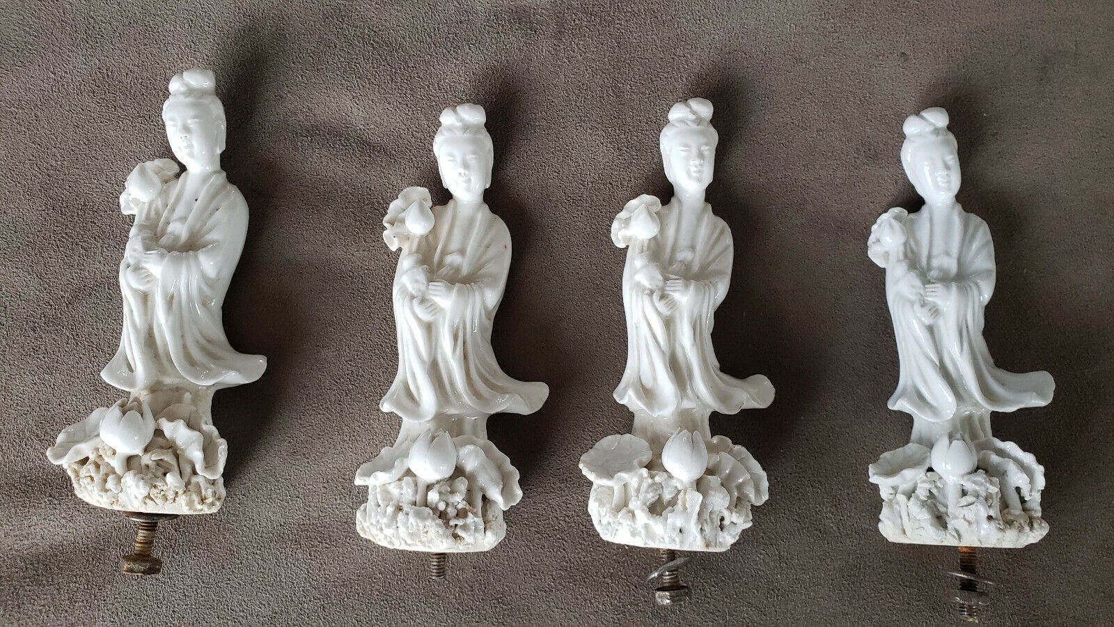 Four Rare Antique Blanc de Chine Chinese Guanyin Figurines. 4.25 inches tall. Без бренда - фотография #2