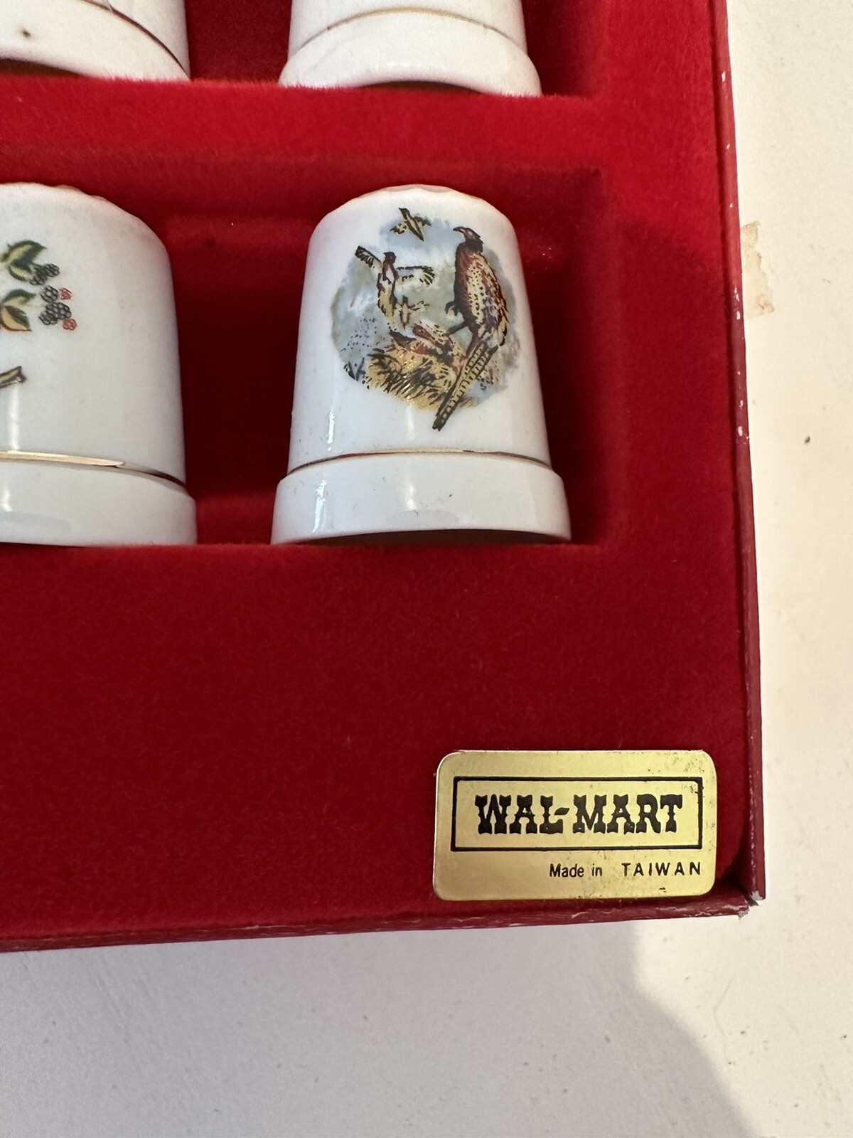 Thimbles Collectibles Lot Of 12 NEW Vintage Porcelain Thimbles Birds Fowl Без бренда - фотография #6
