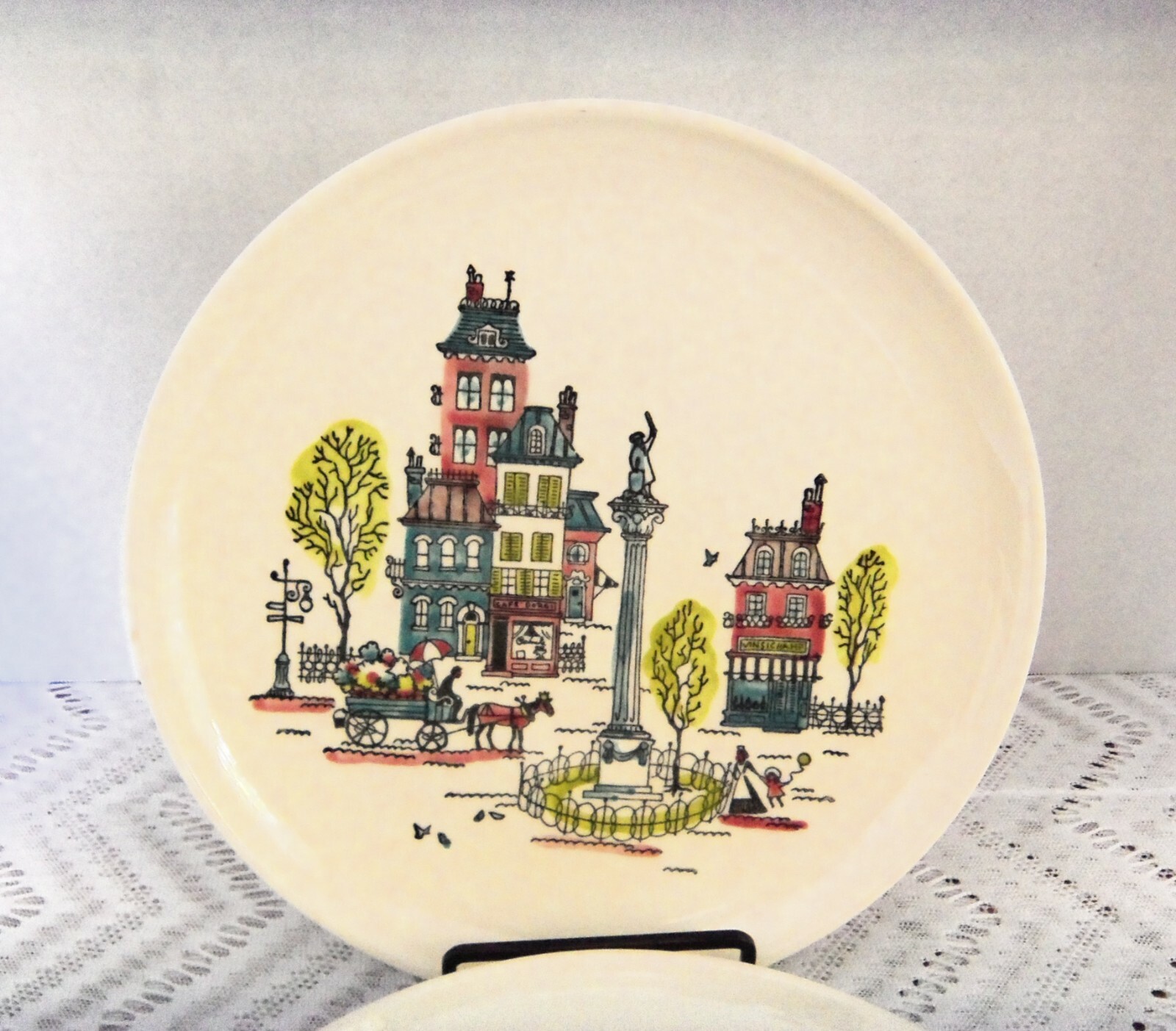 Rare Metlox Poppytrail Parisian Street Scene 10-1/4" Dinner Plates 1956 (X5) Metlox - фотография #3