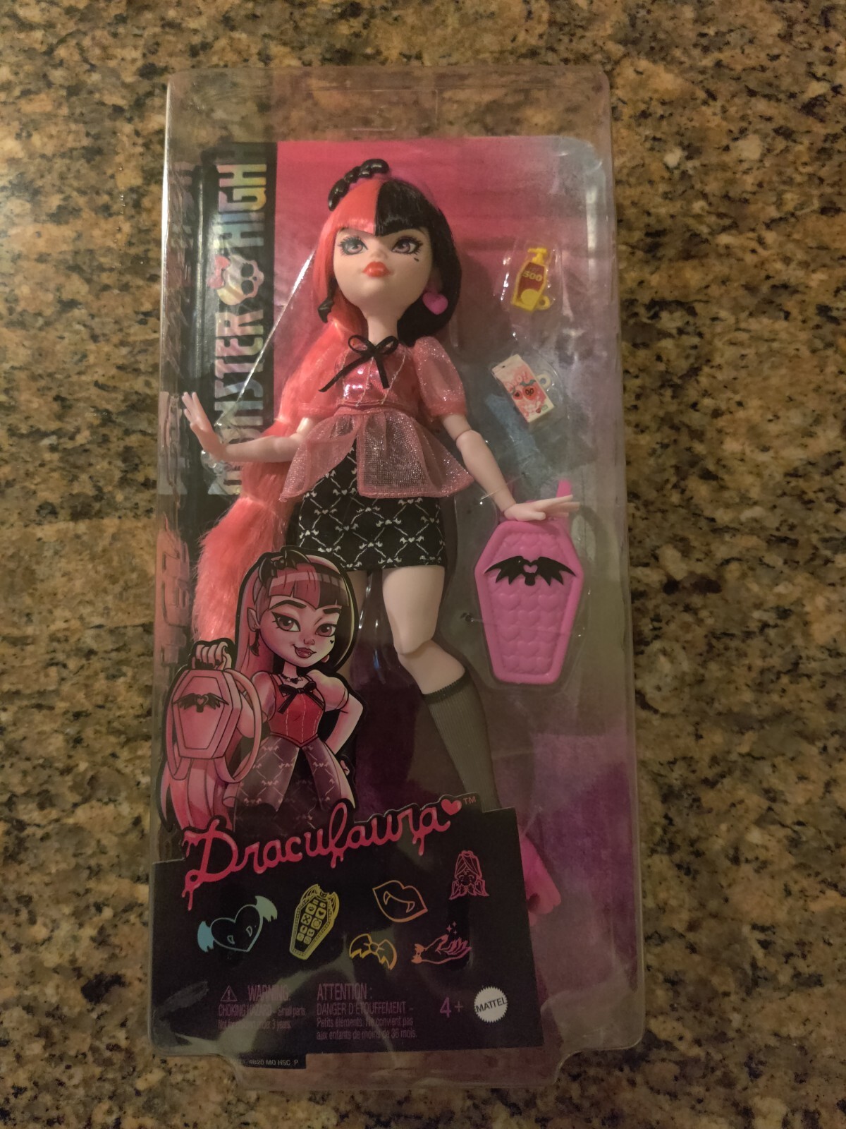 Mattel Monster High Draculaura Fashion Doll - HKY71 Mattel HKY71 - фотография #3