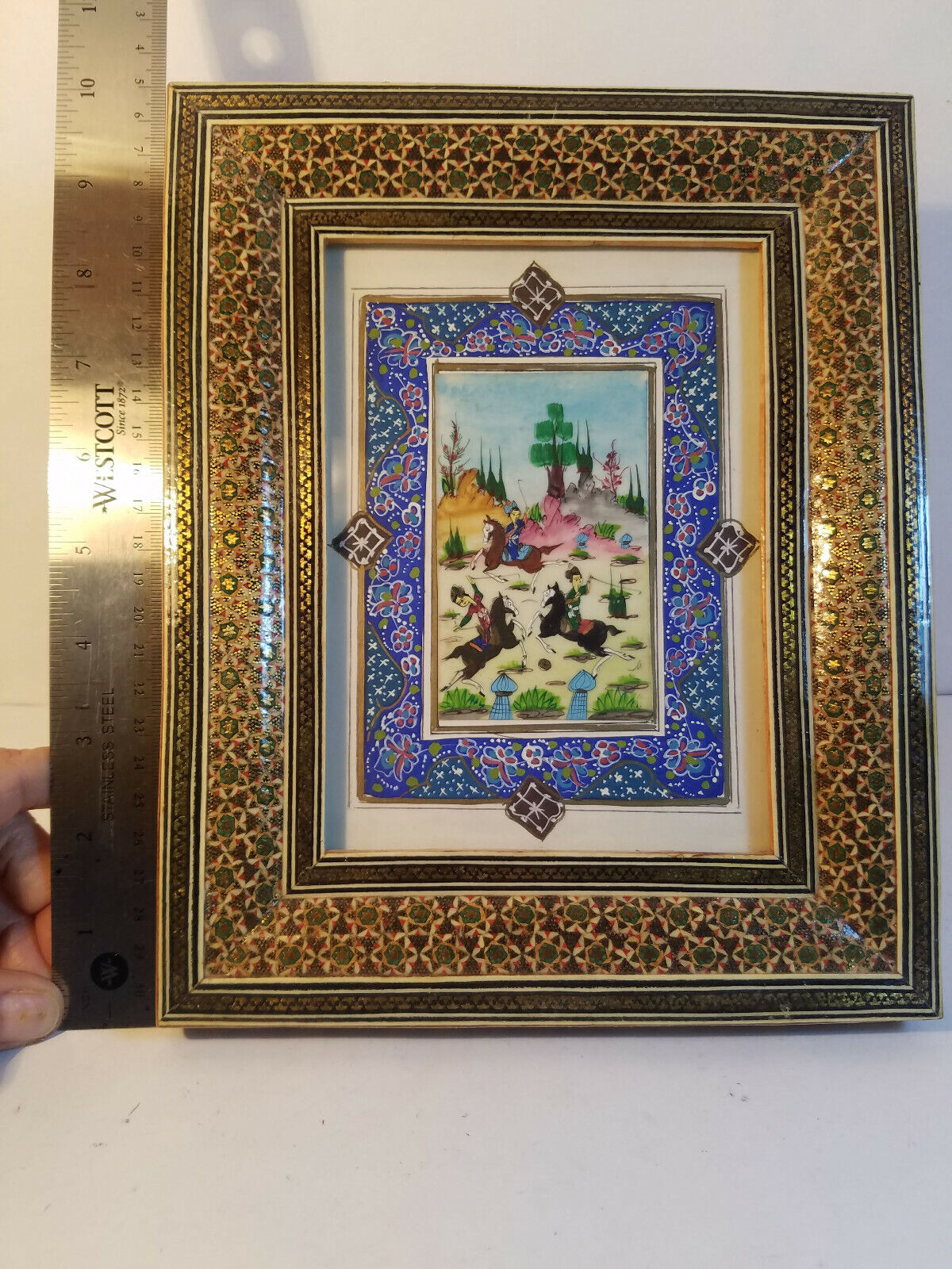 Lot of 2 Vintage Persian Equestrian Paintings in Wooden Khatam Inlay Frames Без бренда - фотография #6