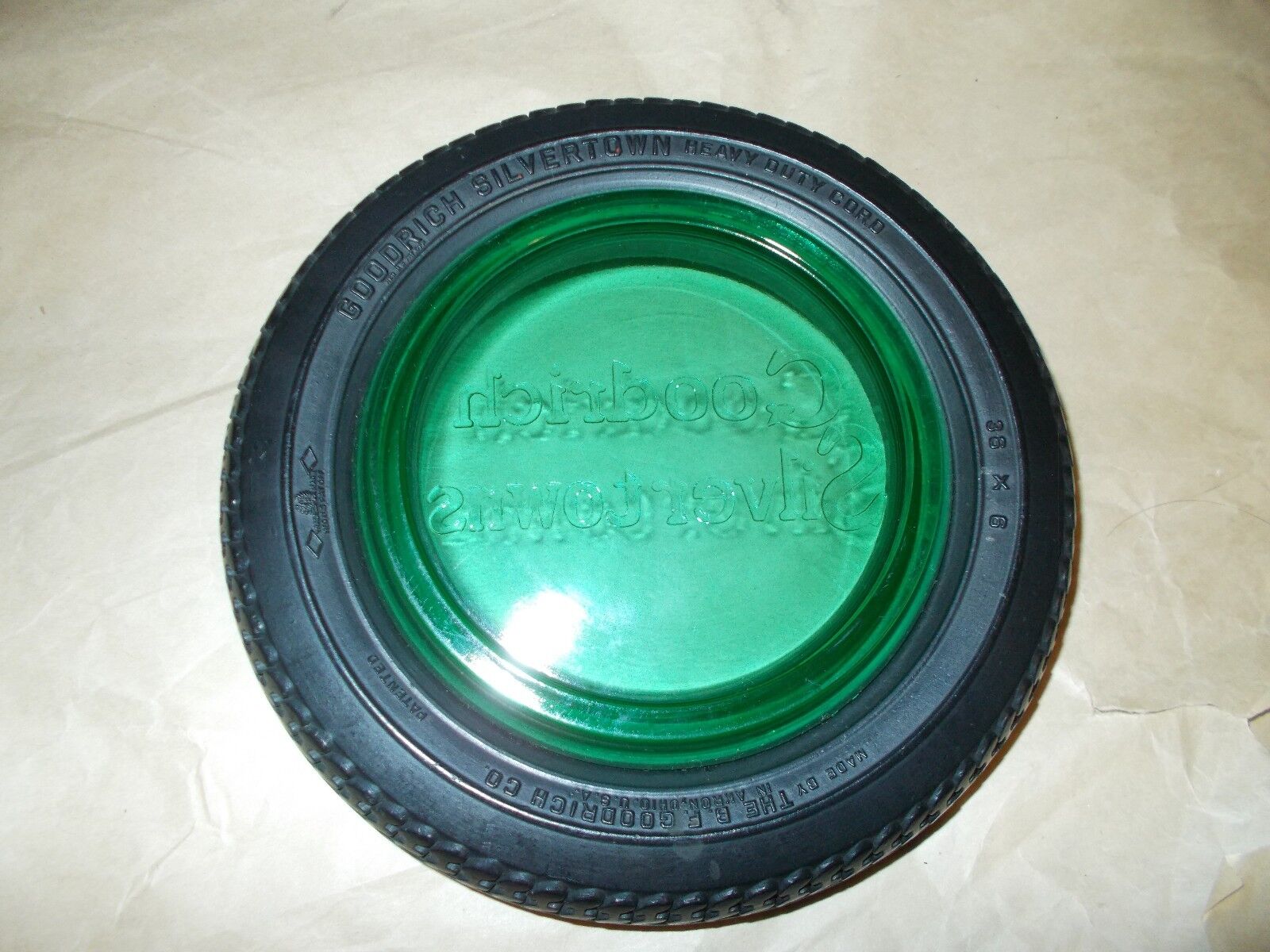 BF Goodrich Sivertown Ashtray/Trinket Dish/Rubber Tire, Depression/Vaseline  Без бренда - фотография #5