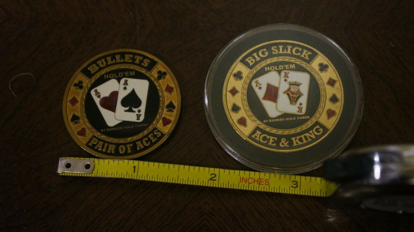 Casino Poker Card Guard Covr Protector BIG SLICK-BULLETS PAIR OF ACES GOLD color Без бренда