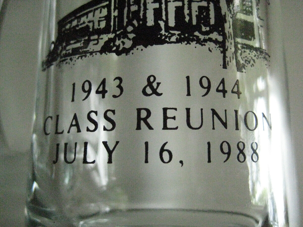 EAST HIGH SCHOOL CLEVELAND, OHIO. CLASS REUNION 1988 - PAIR OF GLASS MUGS - MINT Без бренда - фотография #3