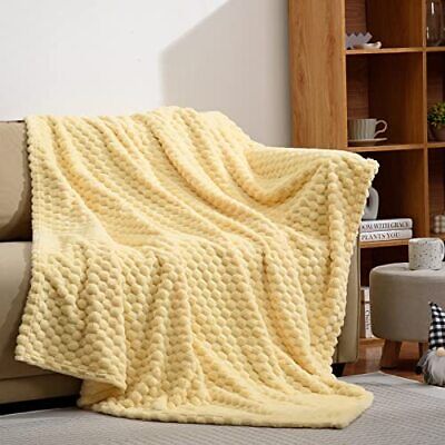 Flannel Fleece Throw Blanket 60x80 inches Hexagon Jacquard Decorative Fuzzy B... Excervent Does not apply - фотография #2