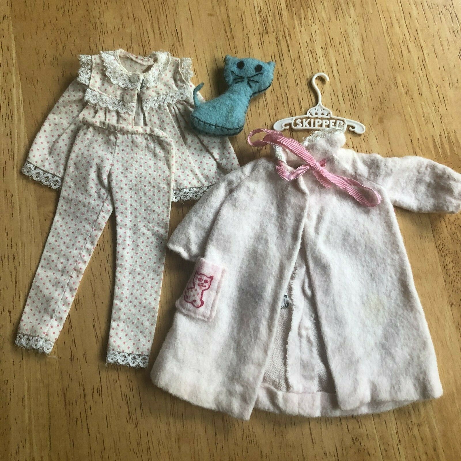 1964-65 Barbie's sister Skipper set #1909 "Dreamtime" Pajama & Robe + felt cat  Mattel - фотография #4