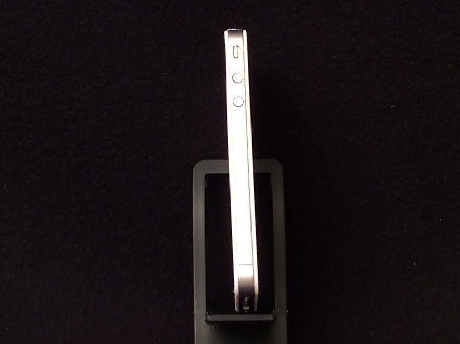 (NEW) iPHONE 4 HOLOGRAPHIC SILVER/WHITE VINTAGE (DUMMY FOR PROMO DISPLAY ONLY) Без бренда - фотография #3