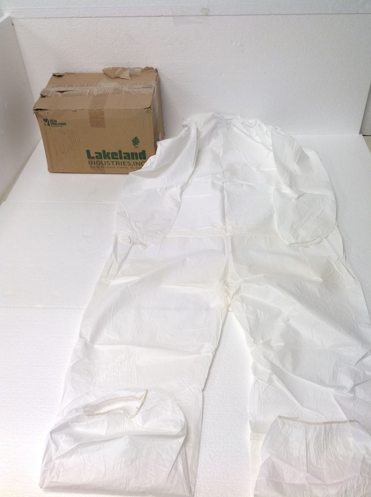 One Box with 25 LAKELAND Industries CT1417 X Large Micromax Lab Coat FREE SHIP! Lakeland Industries - фотография #2