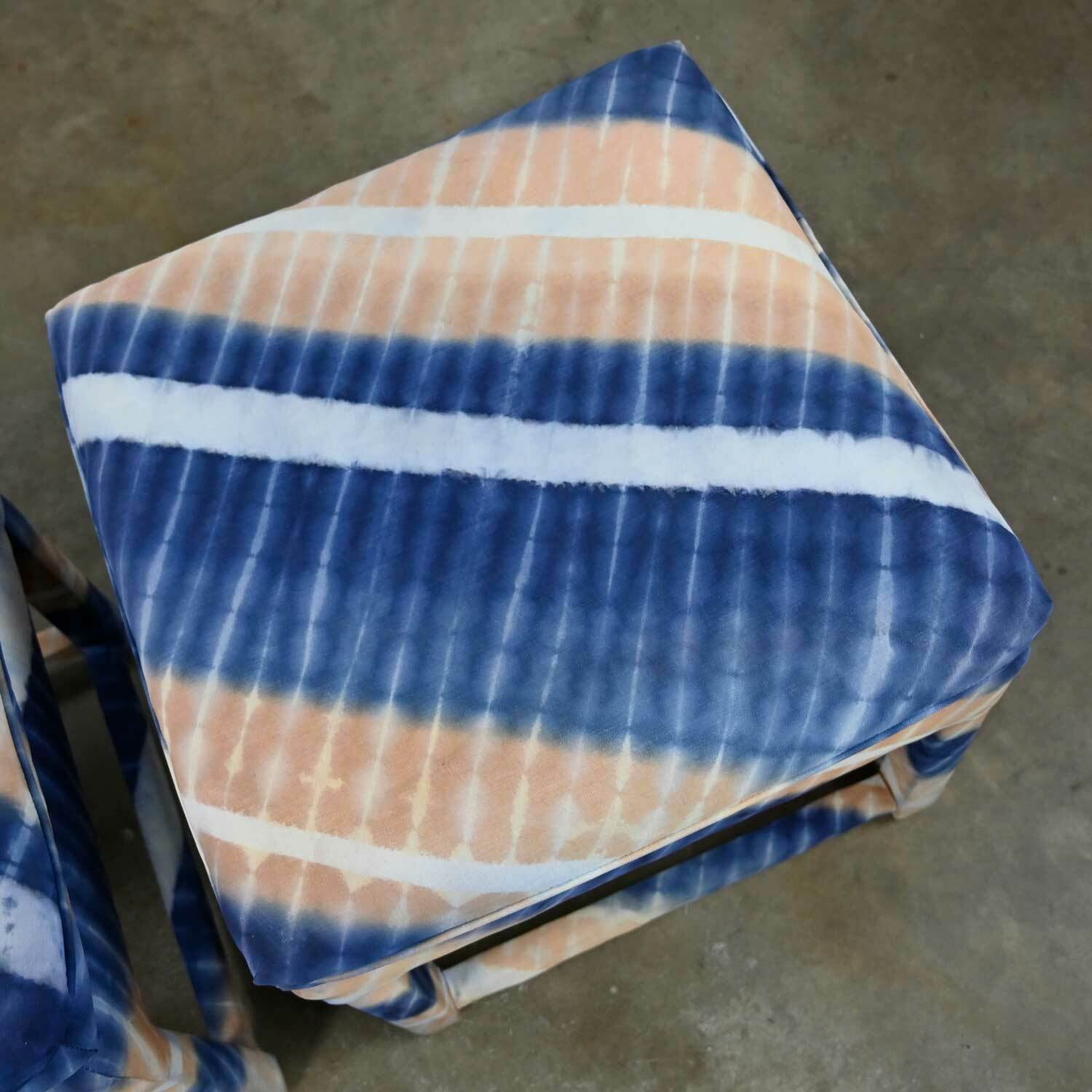 Milo Baughman Style Pair of Blue & Orange Tie-Dye Parsons Style Ottomans Stools  Unknown Ottomans Stools - фотография #4