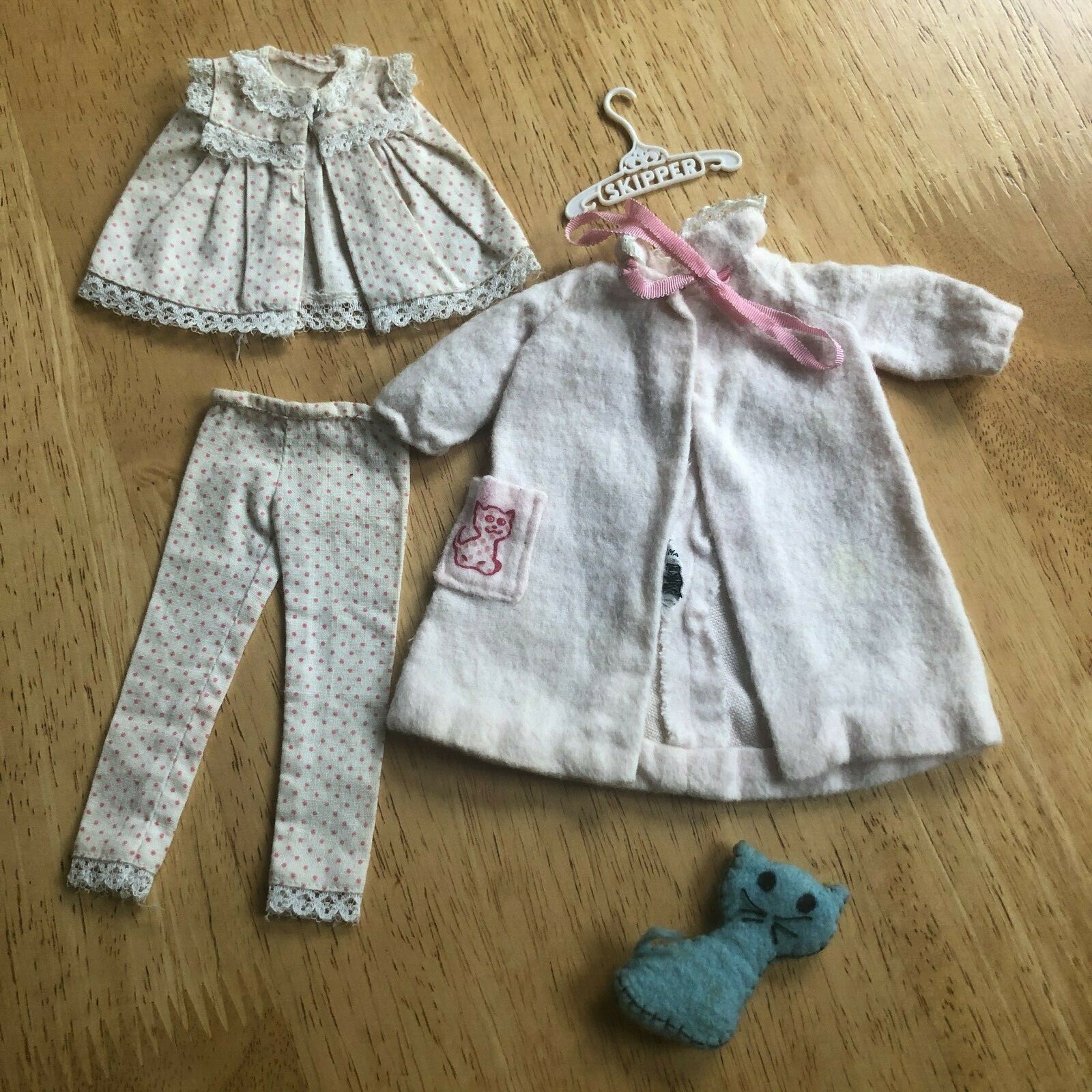 1964-65 Barbie's sister Skipper set #1909 "Dreamtime" Pajama & Robe + felt cat  Mattel - фотография #8