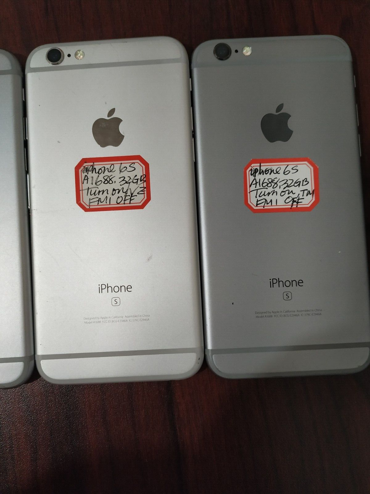 Lot of 4 Apple iPhone 6S 32GB ( Verizon/ T-Mobile  ) Silver for parts Apple Apple iPhone 6s - фотография #17