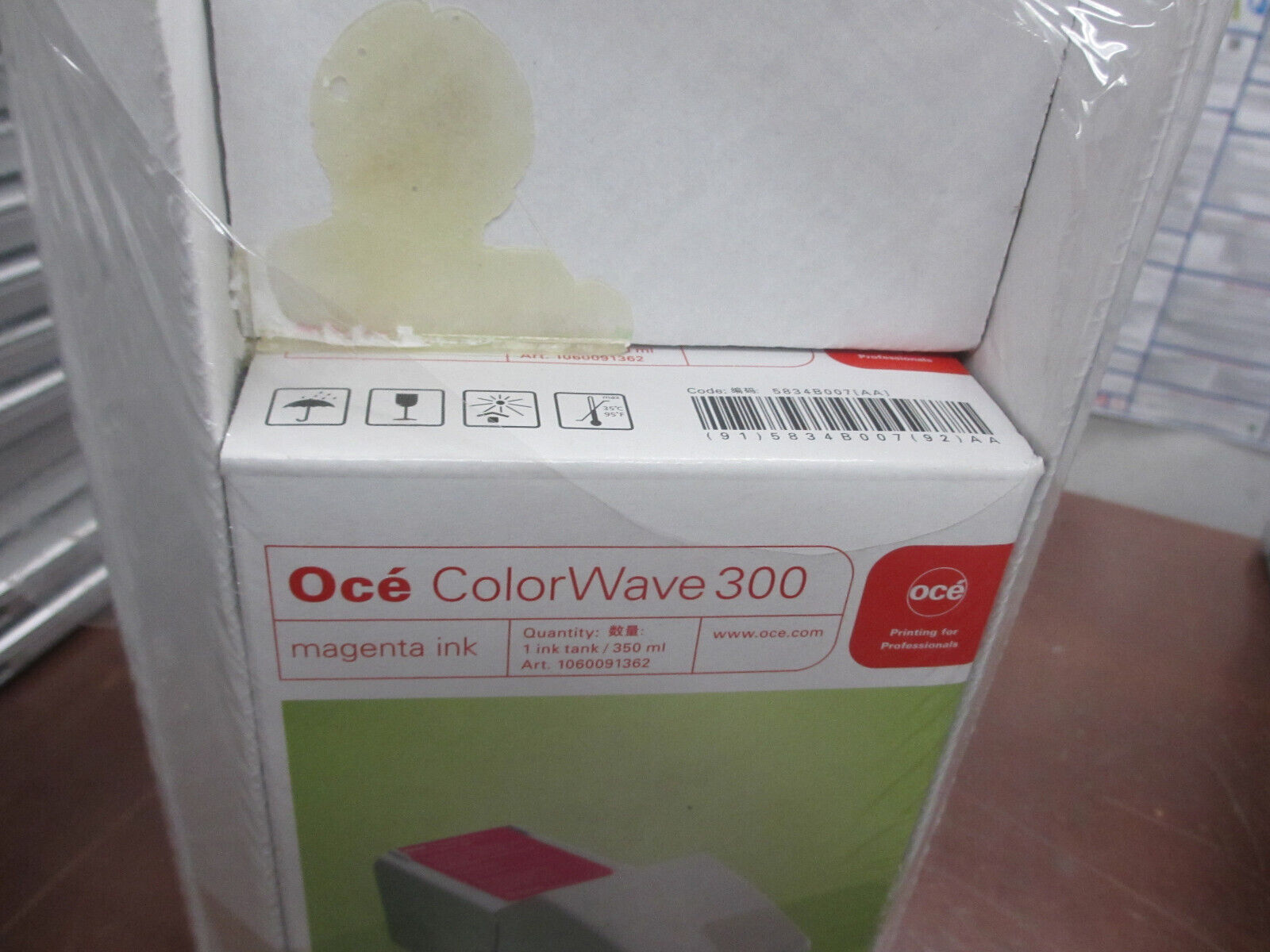 Oce Colorwave 300 Combi Pack CW300 Combipack  Magenta Oce 29953902 - фотография #2