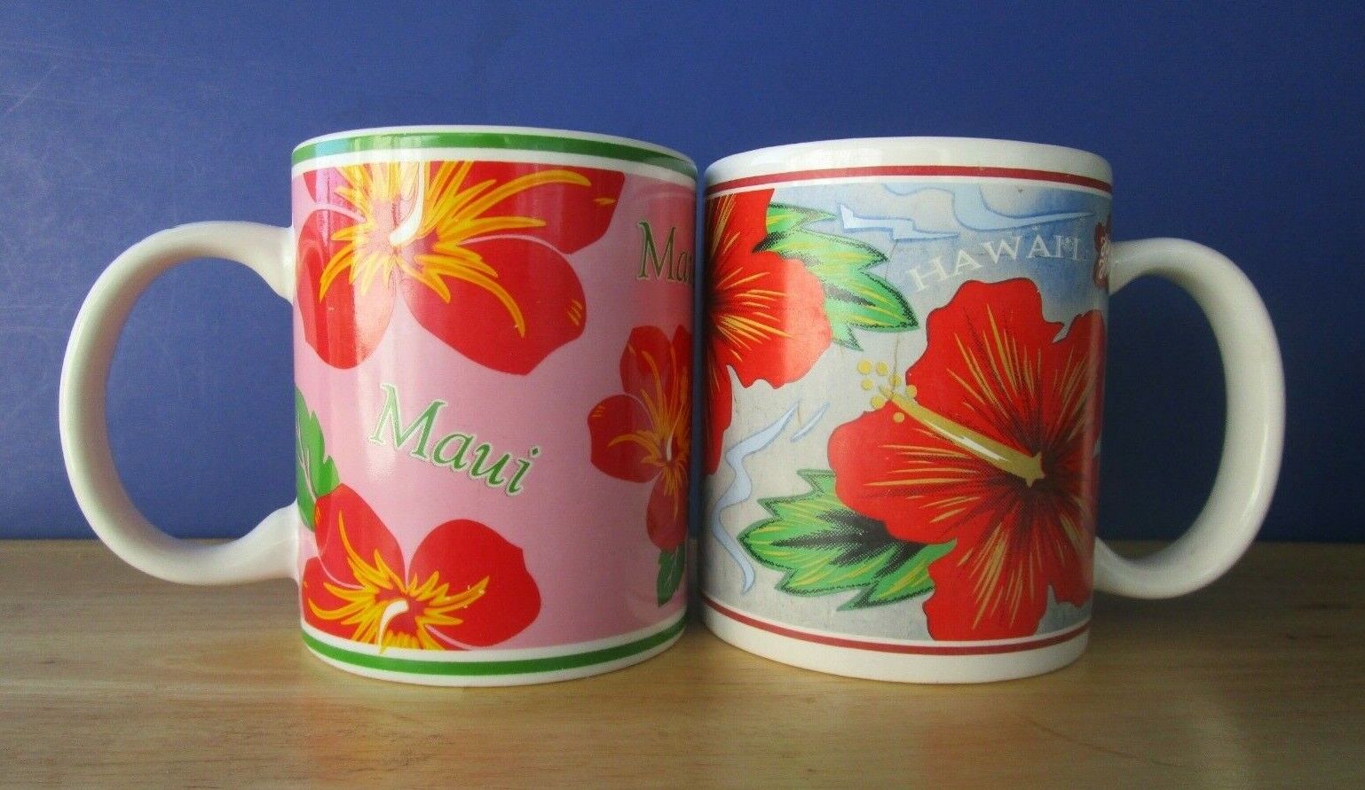 2 HILO HATTIE Mugs "Store of Hawaii" Red Hibiscus Flowers, Island Heritage 1996 Hilo Hattie