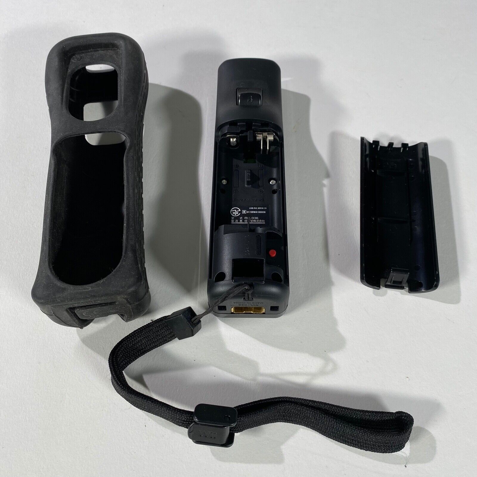 OEM Nintendo Black Wii Remote Motion Plus Controller RVL-036 Tested Working Nintendo RVL-036 - фотография #8