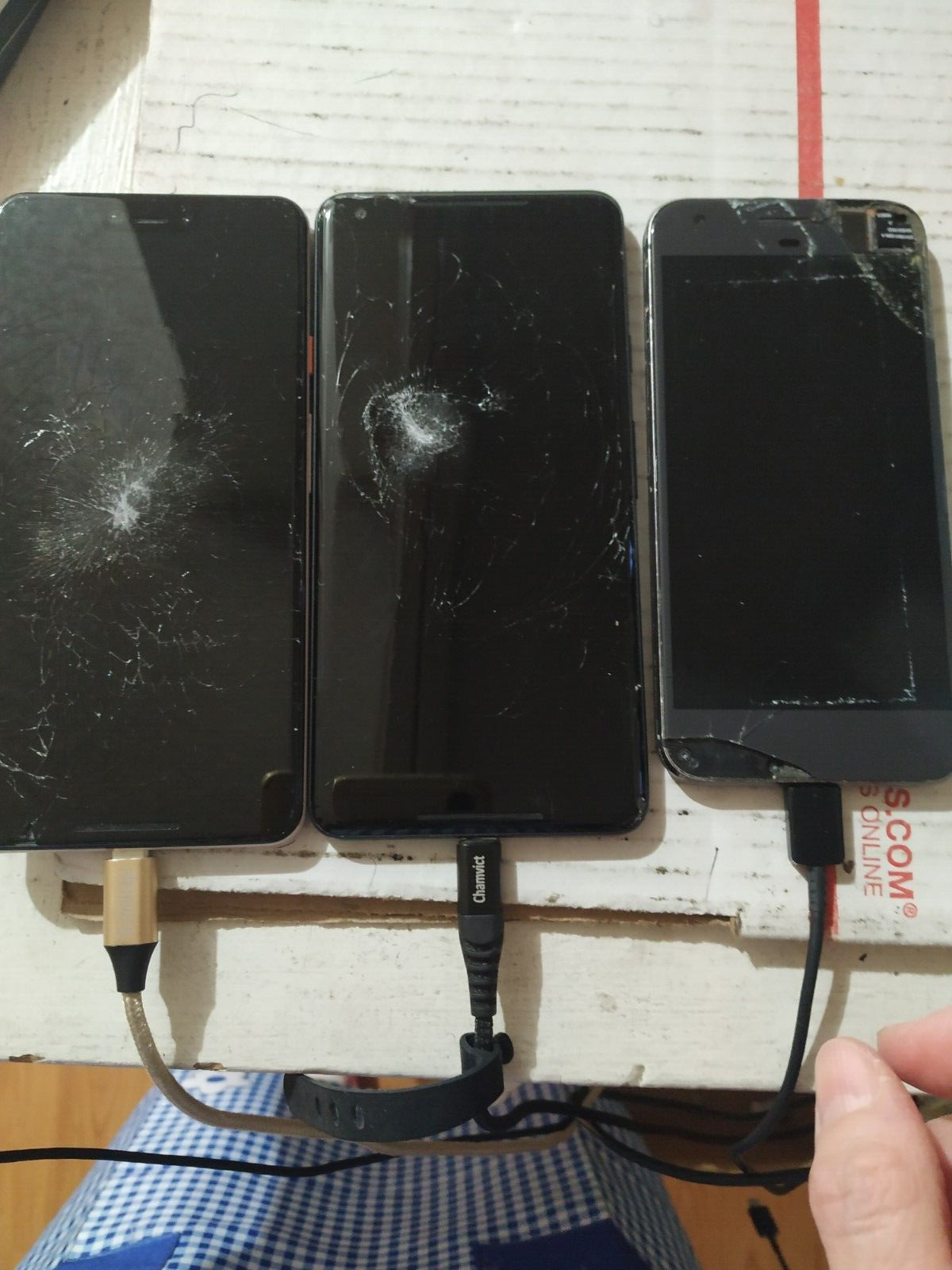 Lot of 7 Google Pixel mix model White  /black for parts Google Google Pixel - фотография #9