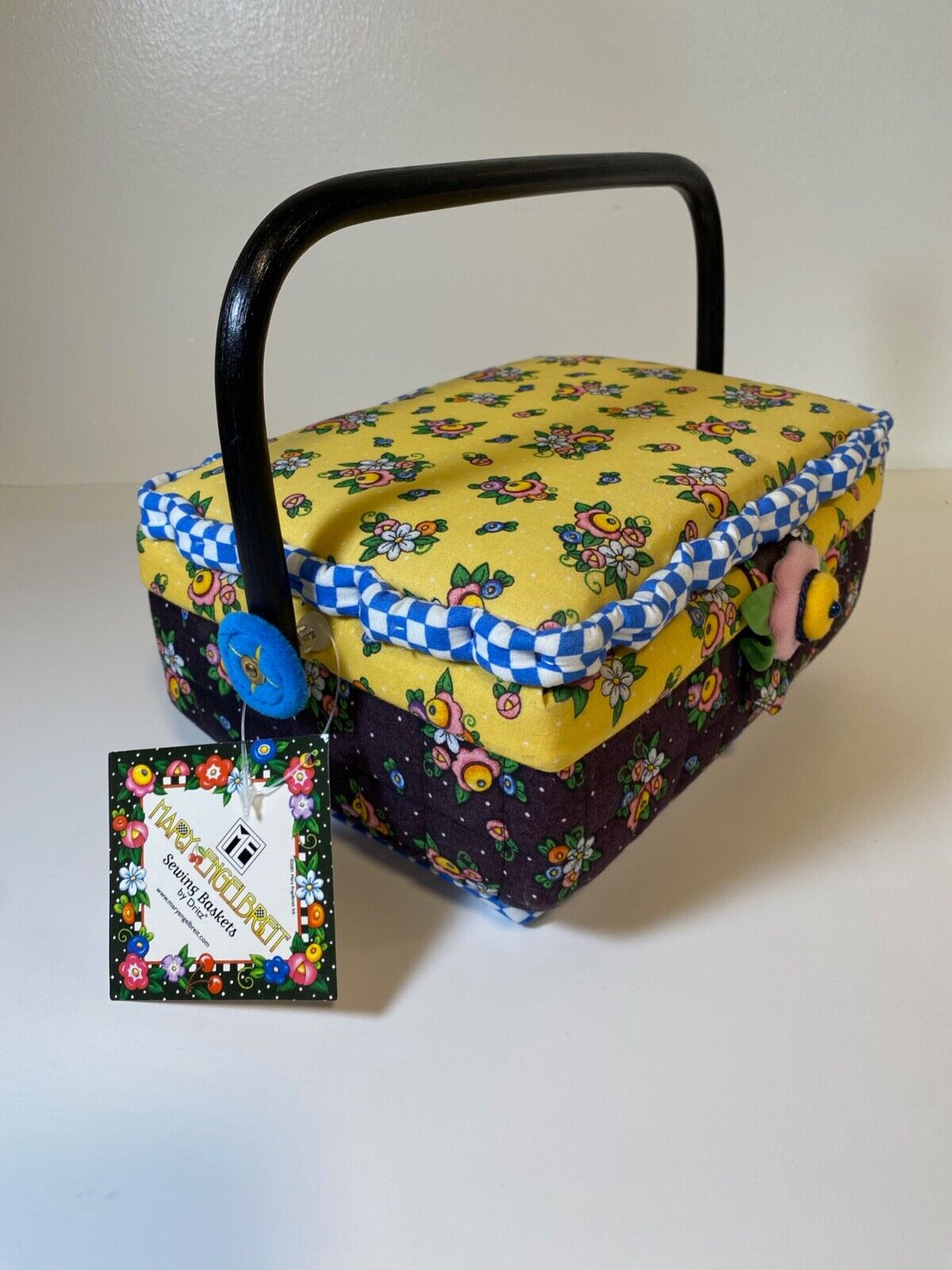 NEW Mary Engelbreit Cherry Sewing Basket Fabric Box w/ Plastic Tray & Handle NWT Без бренда