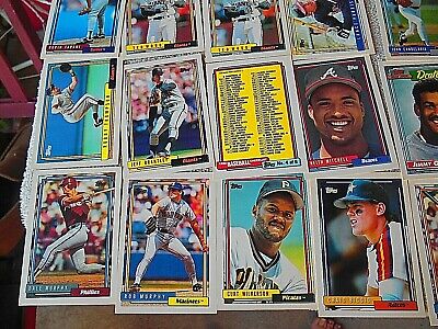 LOT OF 48 TOPPS 1992 BASEBALL TRADING CARDS UN-SEARCHED. Без бренда - фотография #2