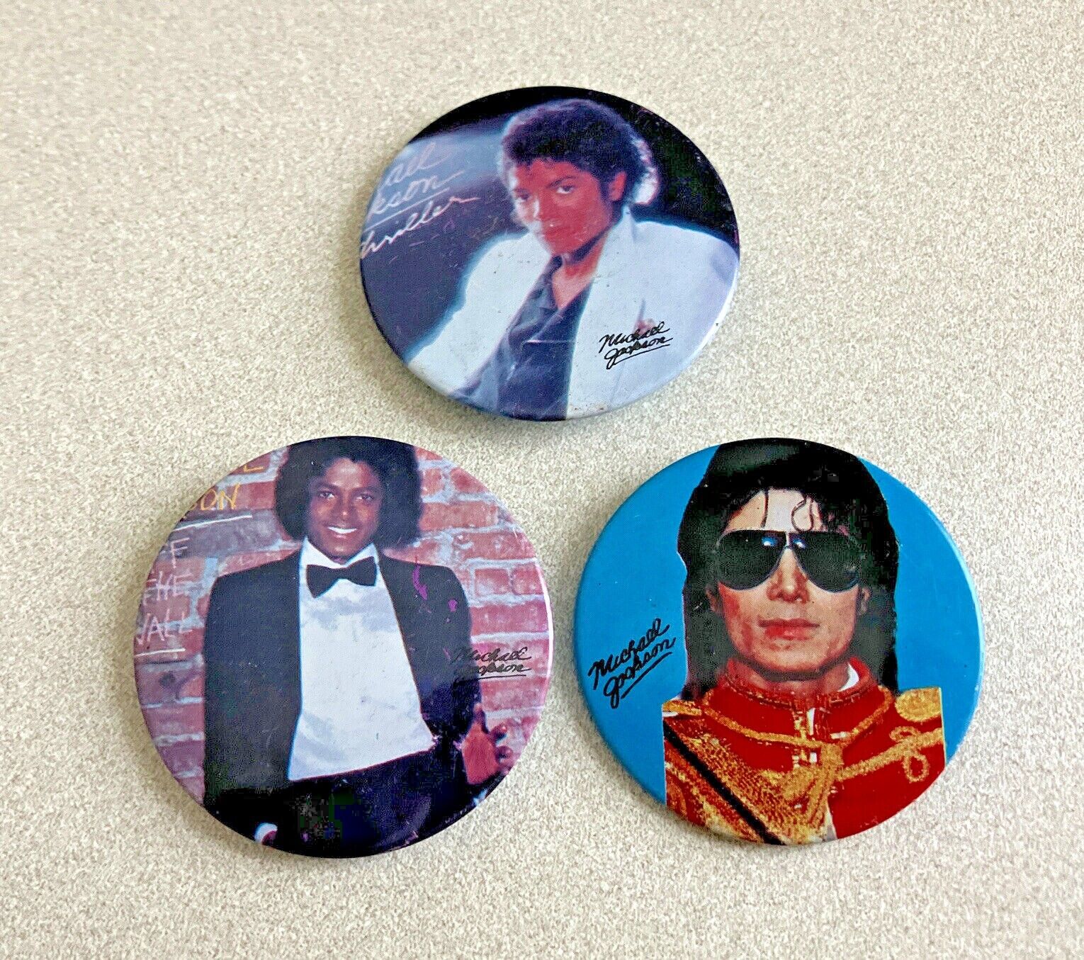 Michael Jackson 2 Inch Pin/Button Lot 3 Total Без бренда