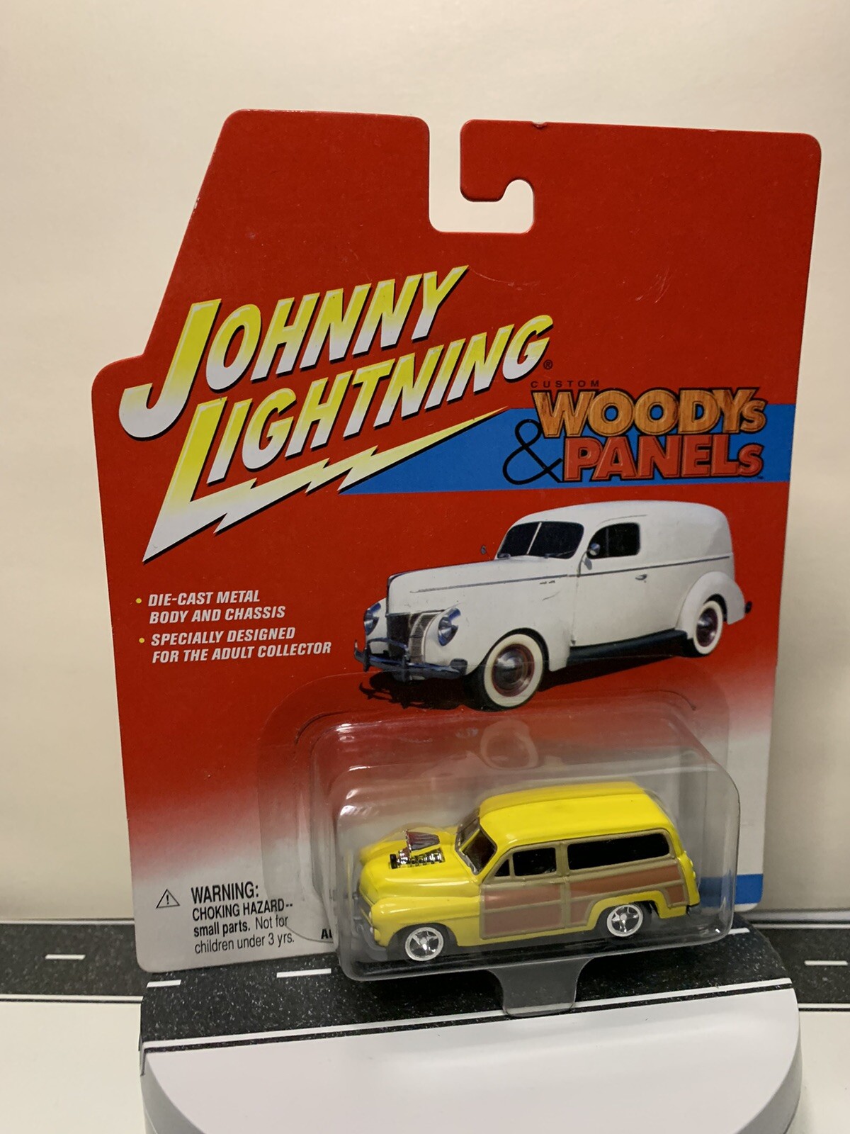 2002 Johnny Lightning Custom Woody's & Panels '50 Mercury Woody Wagon 1:64 NIP Johnny Lightning 377-02 - фотография #2