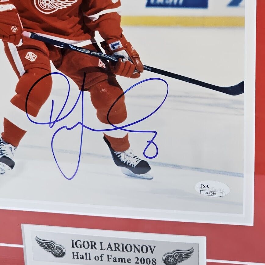 Igor Larionov Signed Picture Detroit Red Wings  HOF  Framed JSA Certified Без бренда - фотография #2