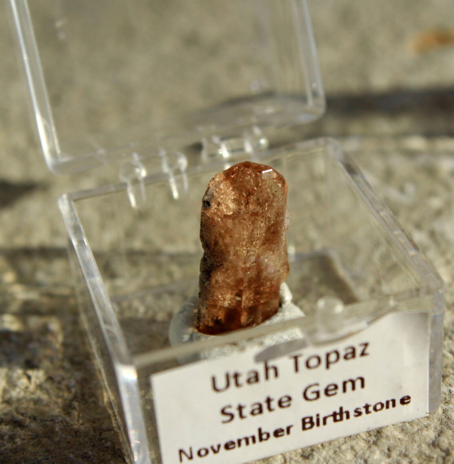 Champagne Topaz Crystals from Utah • November Birthstone Без бренда - фотография #2