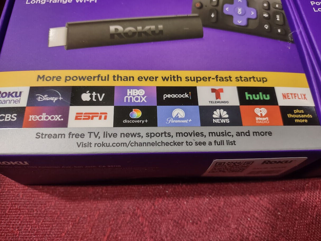 NEWEST ~ 2 ROKU HDR STREAMING STICKS 4K 3820R VOICE REMOTE "FREE" HDMI EXTENDER Roku 3820R - фотография #3