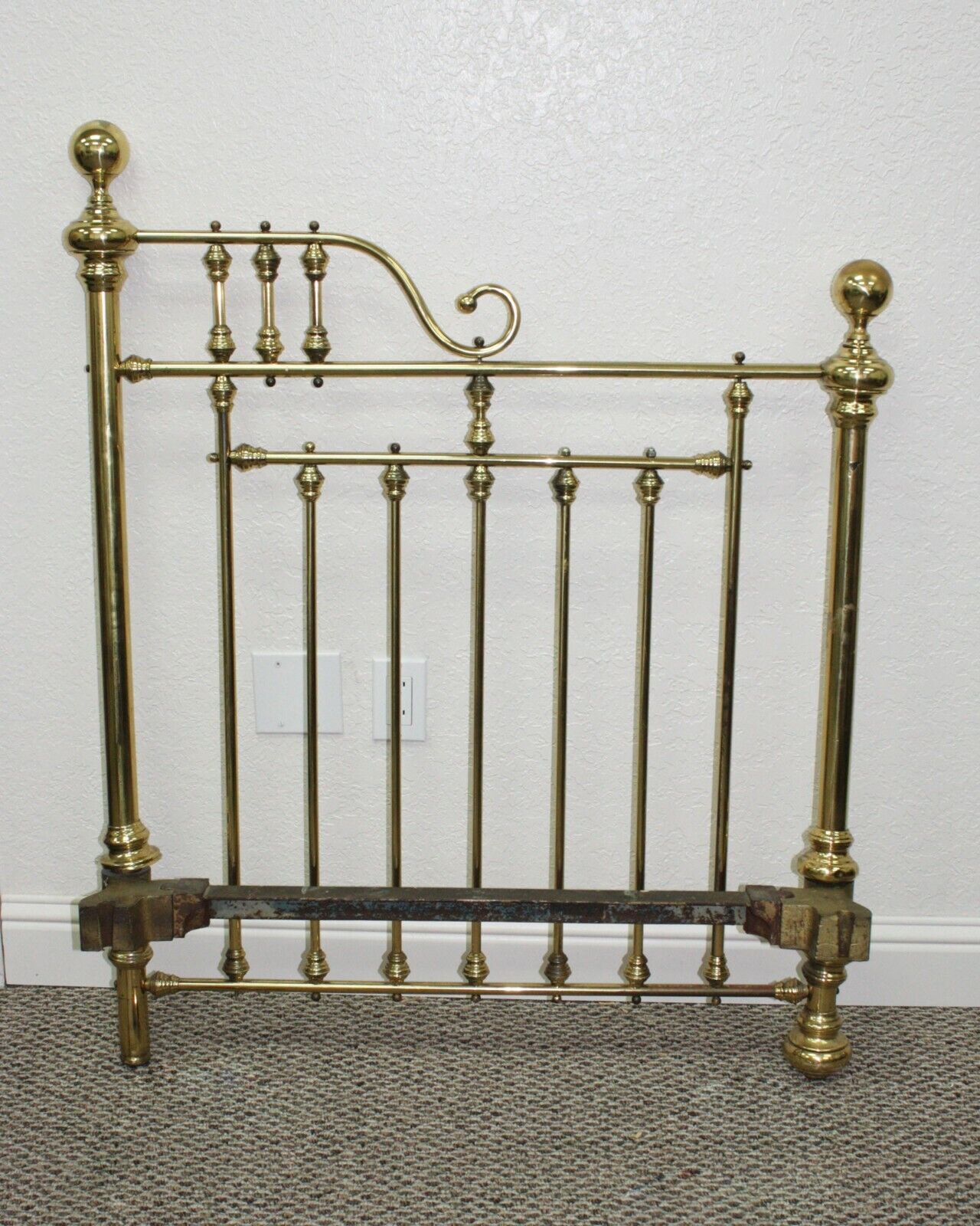 EXTREMELY RARE ANTIQUE PR OF VICTORIAN BRASS TWIN 3/4 BEDS THAT MAKE INTO A KING Без бренда - фотография #7