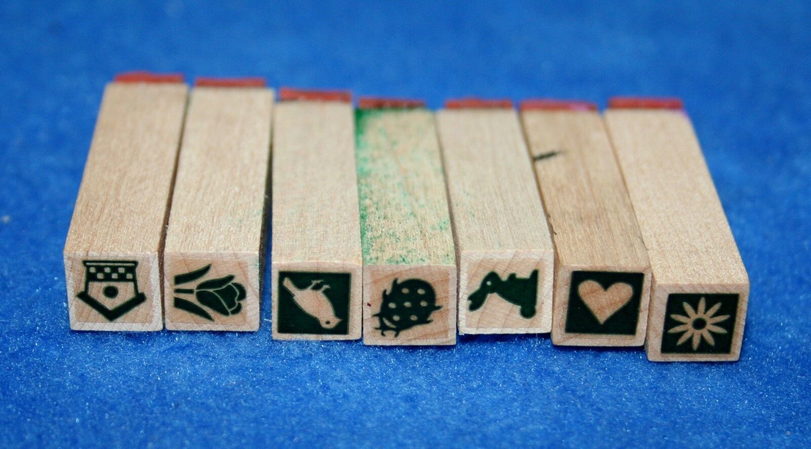 MIXED LOT OF 26 Rubber Mounted Scrapbooking Stamps, Flowers, Bear, Words & Heart Без бренда - фотография #8