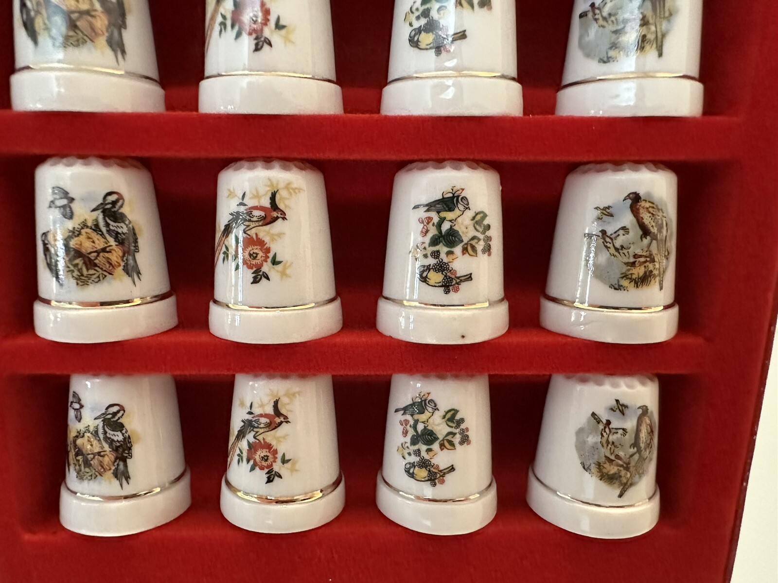 Thimbles Collectibles Lot Of 12 NEW Vintage Porcelain Thimbles Birds Fowl Без бренда - фотография #4