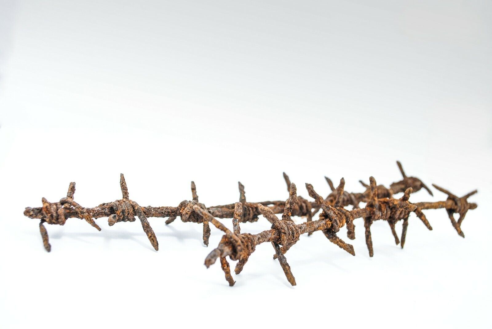 WW1 Barbed Wire (Rusty relic) - WWI German Militaria Original Period Items Без бренда - фотография #2
