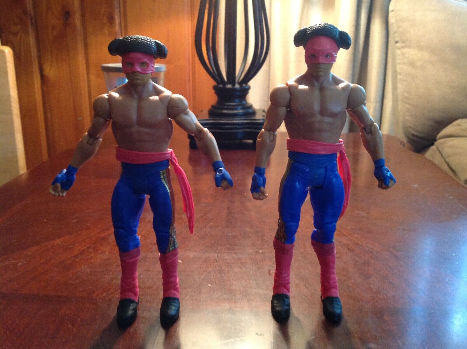 WWE BATTLE PACK LOS MATADORES. EPICO AND PRIMO COLON ACTION FIGURES. **USED** WWE