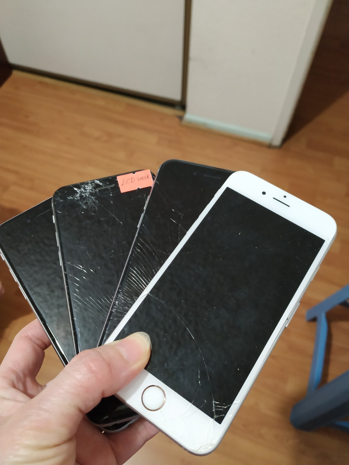 Lot of 4 Apple iPhone 6S 32GB ( Verizon/ T-Mobile  ) Silver for parts Apple Apple iPhone 6s - фотография #15