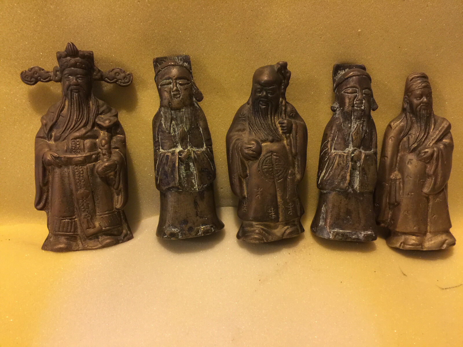 ANTIQUE CHINESE BRASS OR BRONZE WISE MEN (5) IN A BUNDLE 5.5" TALL FROM ESTATE Без бренда