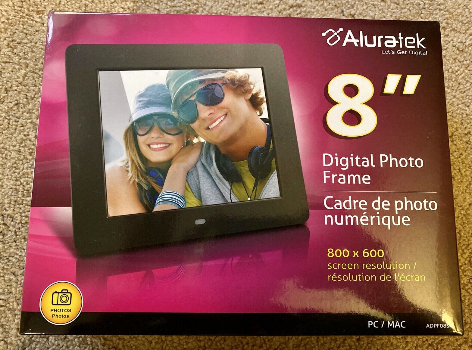 New Aluratek 8" digital photo Frame 800x600 screen resolution Aluratek ADMPF108F