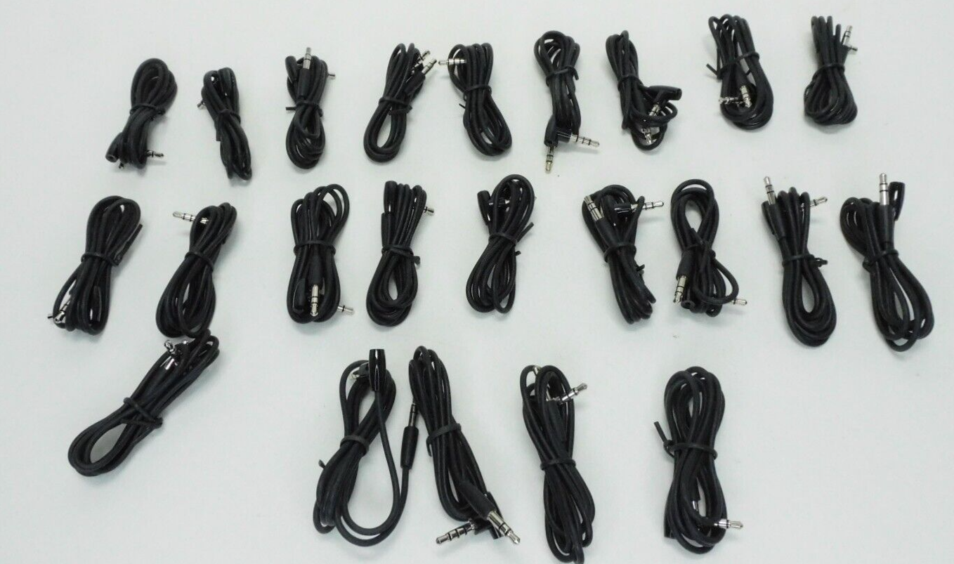 Lot of 23 New Aux Audio Cables with Mics 3.5 mm for Cell Phones Headsets Unbranded n/a