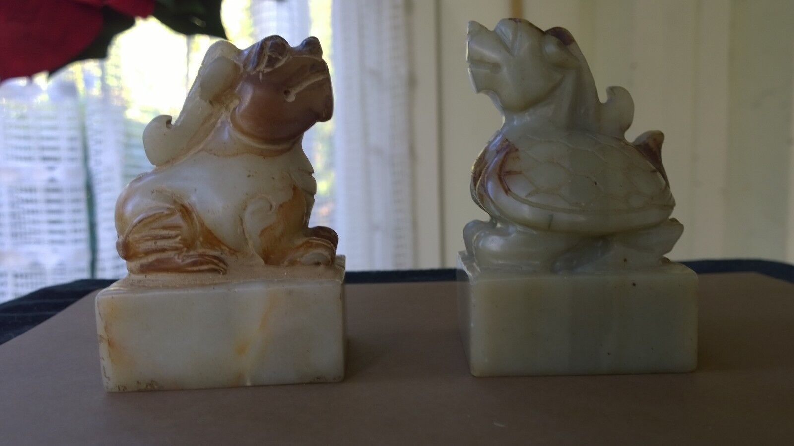 Group of Two Bixie Chop Seal Statues Carved of Hardstone Serpentine 488gr+399gr. Без бренда - фотография #2