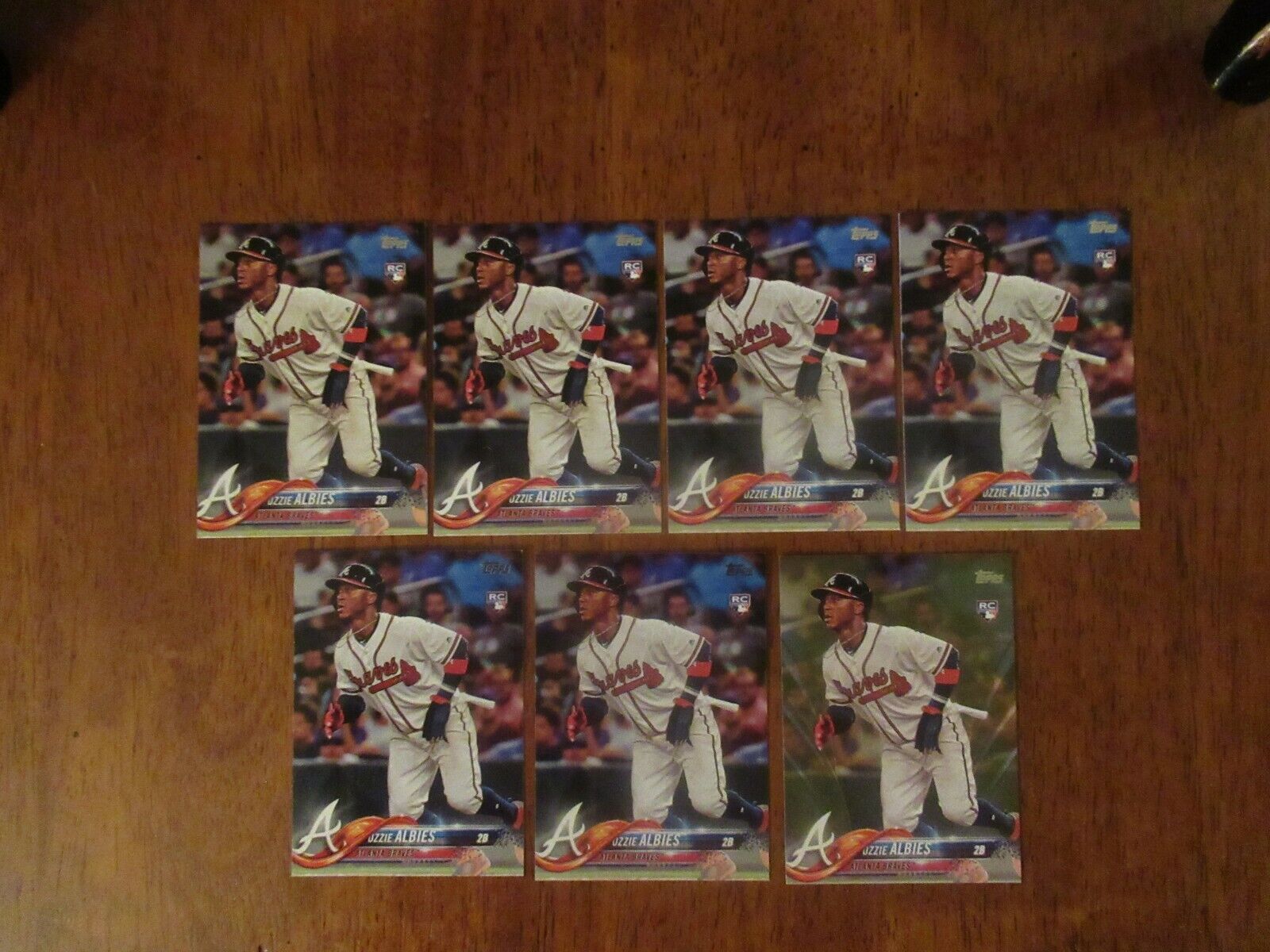 OZZIE ALBIES 2018 TOPPS BASEBALL ROOKIE CARD (7) CARD LOT BRAVES ON FIRE Без бренда