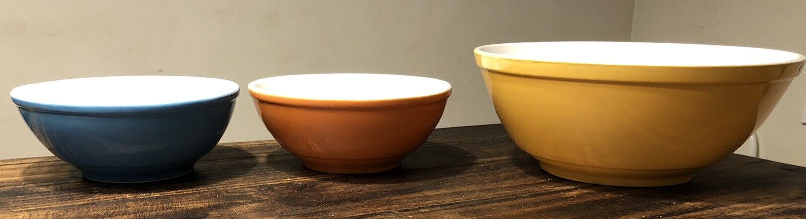 3 Molly Stone Designs Serving Bowls Large 12.25" Yellow & 2 Blue & Orange 8.5" Без бренда