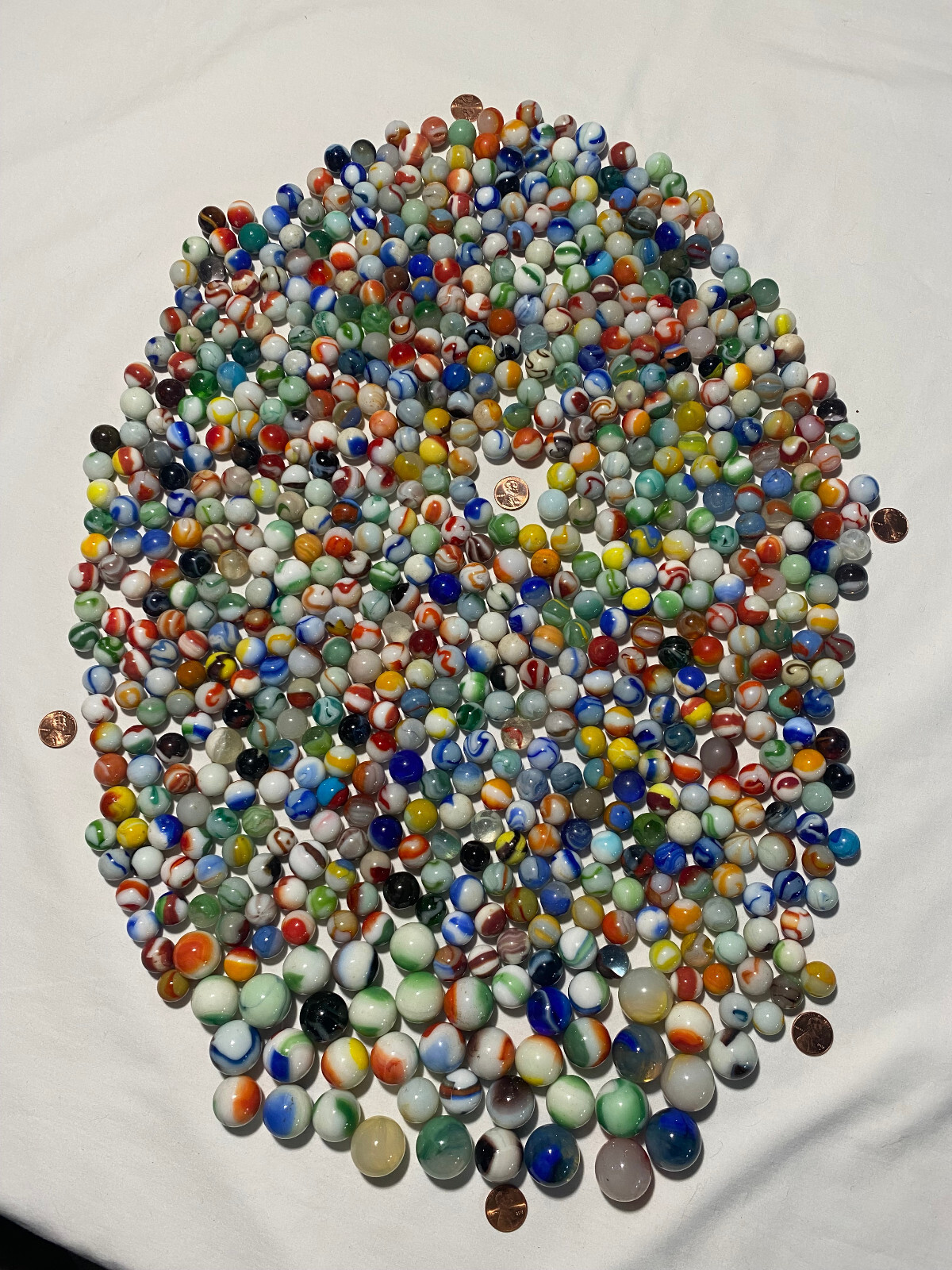 lot of 702 vintage Christensen Peltier Akro Agate marbles ? .57" to 1" G to M Без бренда - фотография #5