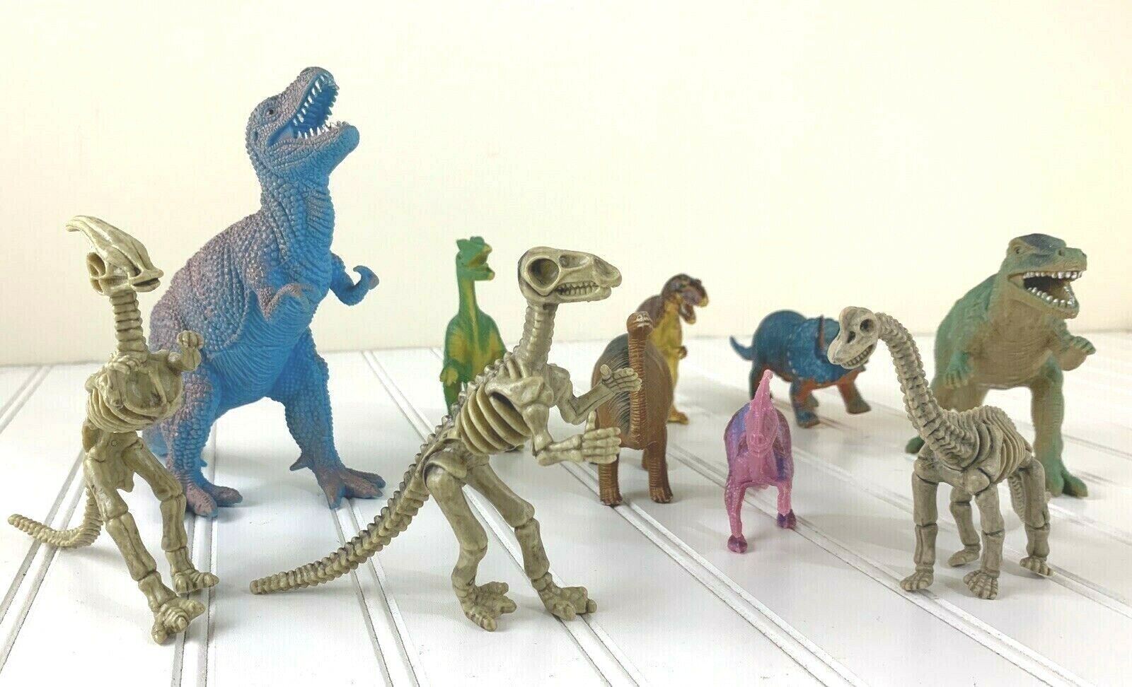 Rare Skeleton Lot of 10 Dinosaurs Including Allosaurus Toy Figures Collectibles CollectA