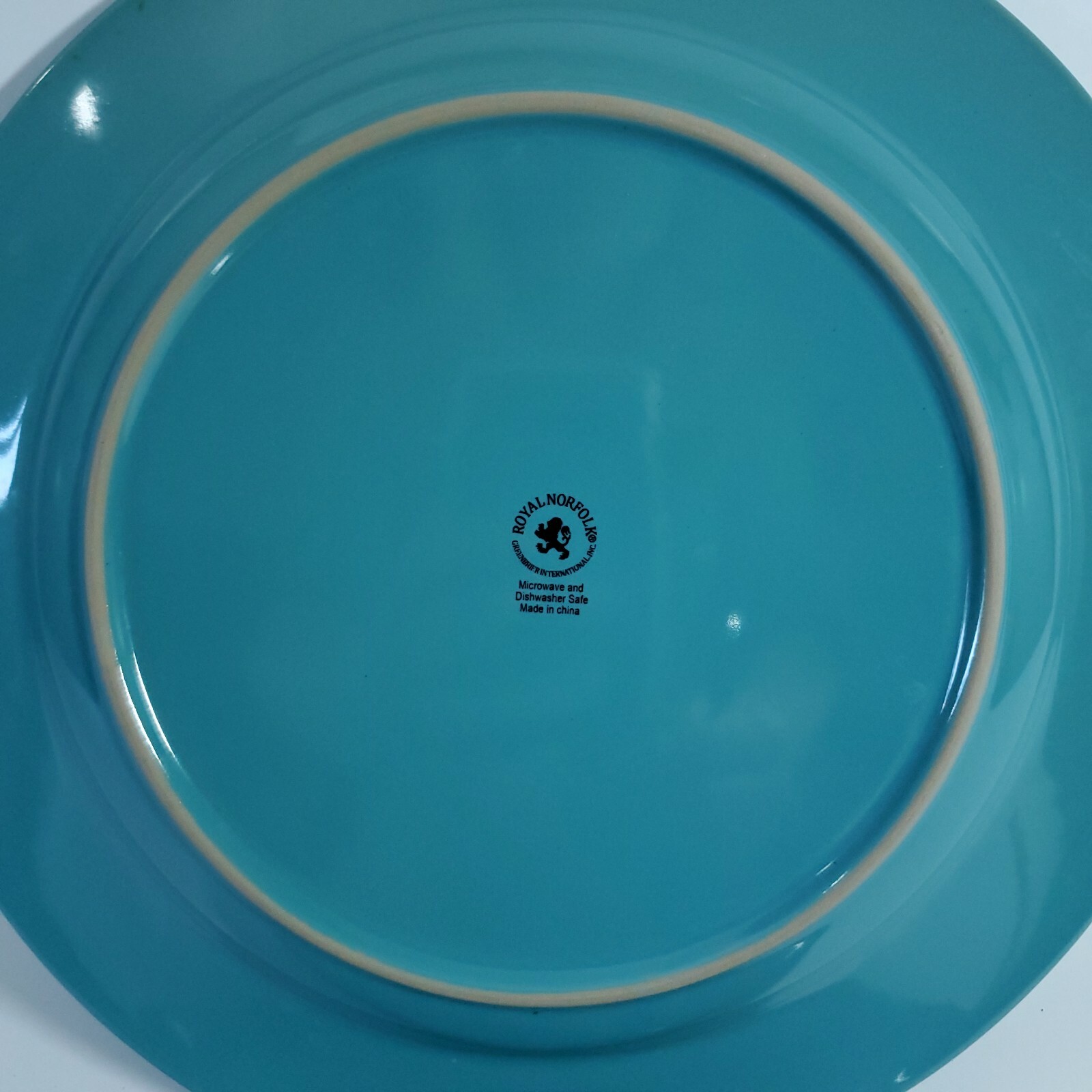 x2 Royal Norfolk Turquoise Embossed Scrolls 10.25in Dinner Plates Blue Teal Aqua Royal Norfolk - фотография #10