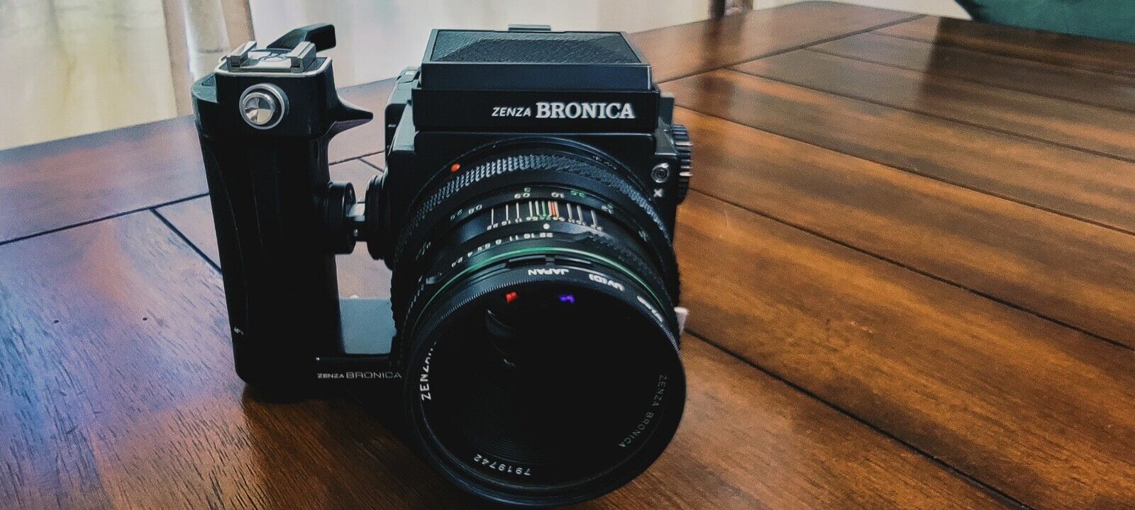  Zenza Bronica ETRS - film winding grip, prism finder Bronica - фотография #10