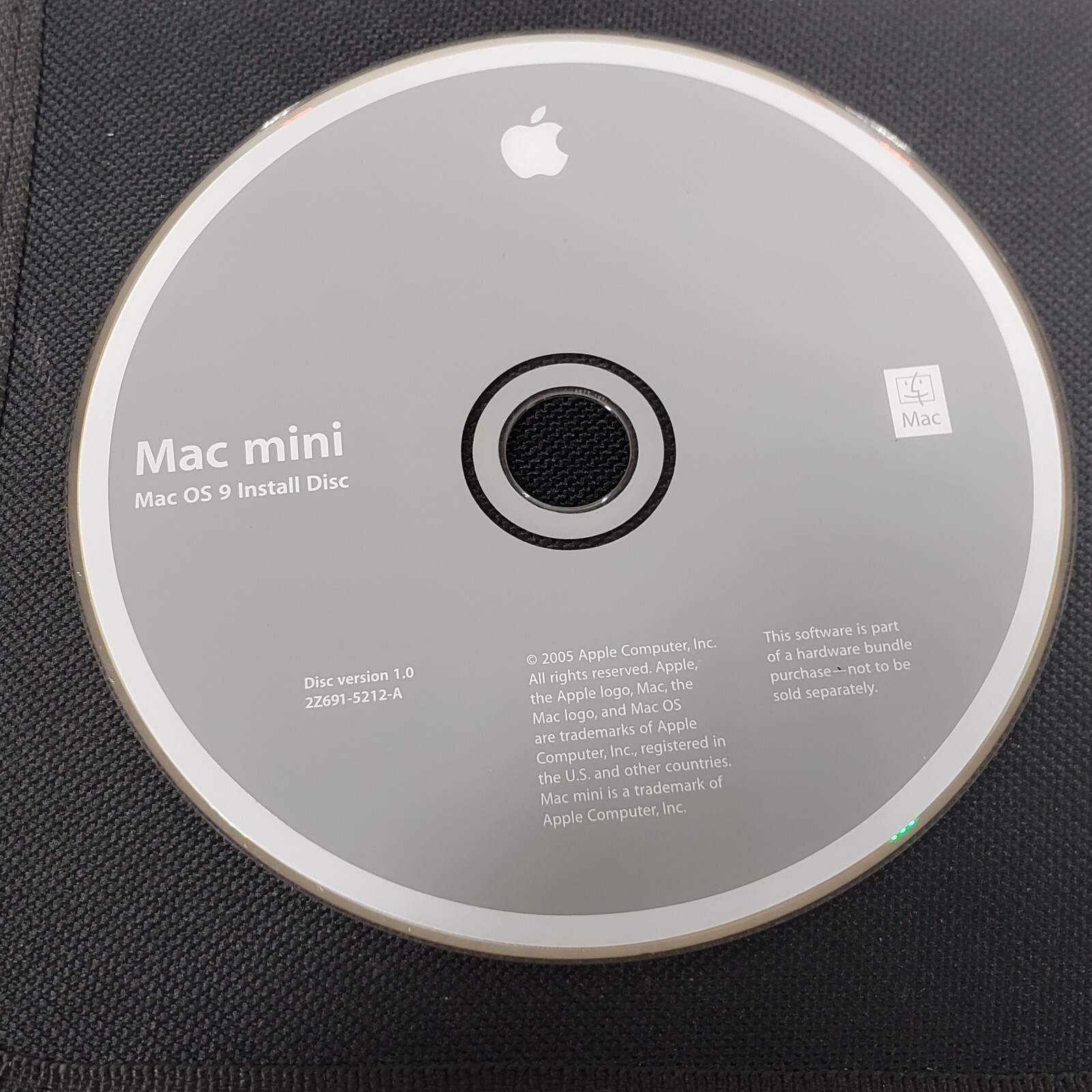 Apple Mac OS 8, OS 8 Book, OS 8.5, Mac Mini OS 9 & X Install Discs. DISCS  ONLY Apple Apple Mac OS - фотография #13