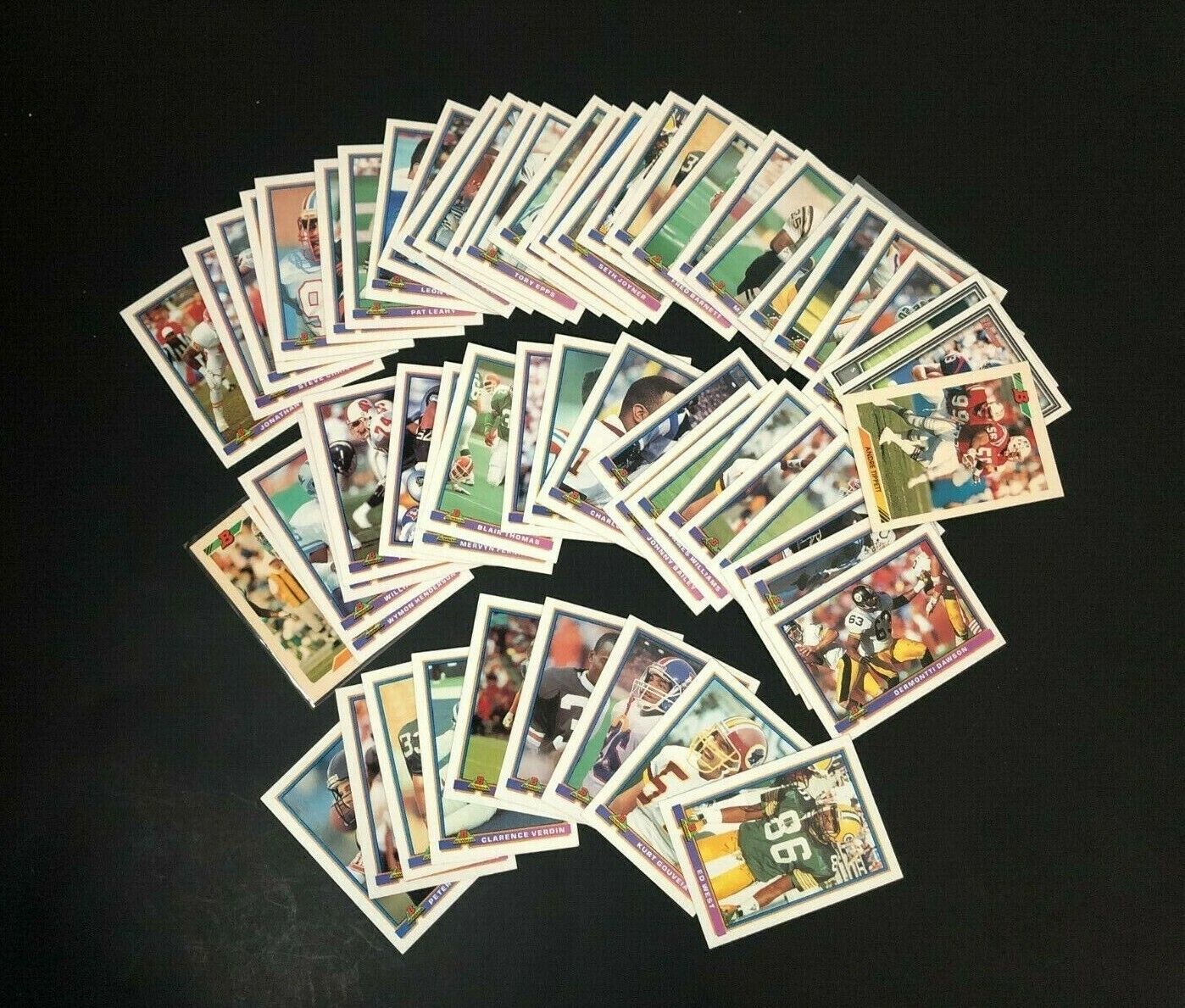 1991-1992 Bowman NFL Card Lot Mixed Vintage Retro Collectible Trading Cards 58 Без бренда